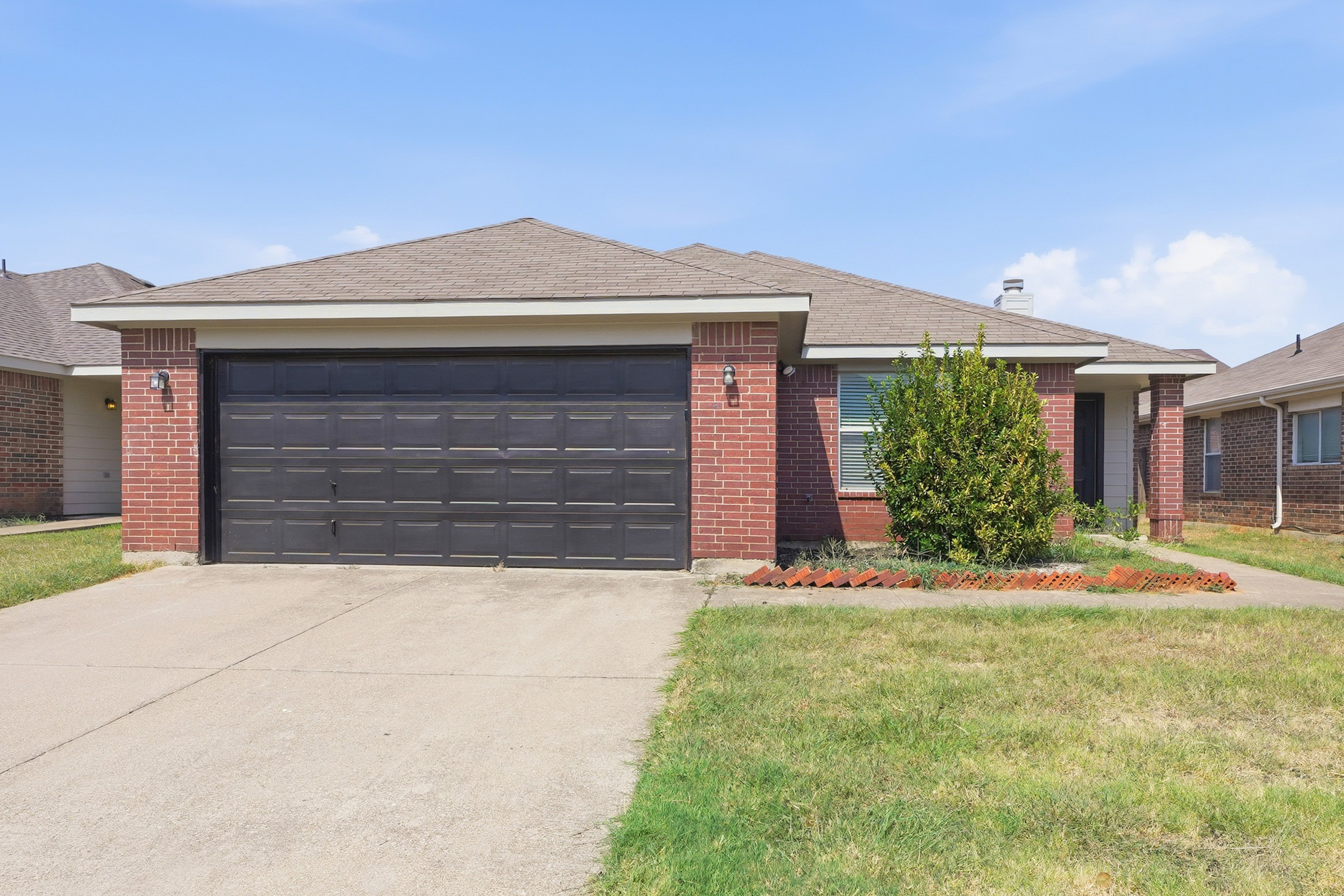 7816 Whitney Ln Fort Worth, TX 76112